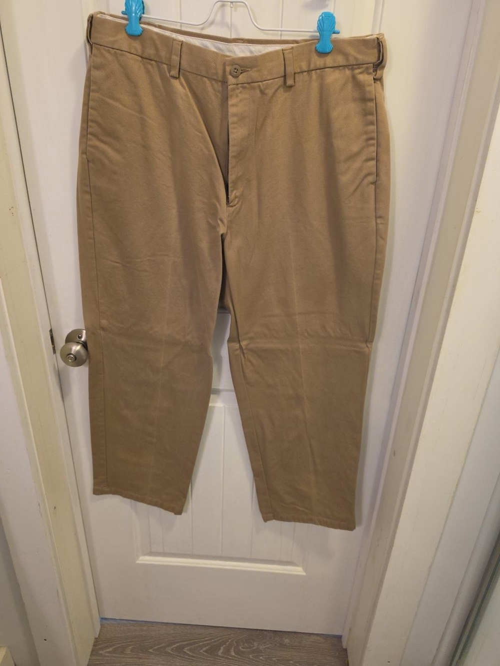 Architect Men's Khaki Straight-Leg Chinos - Light Brown